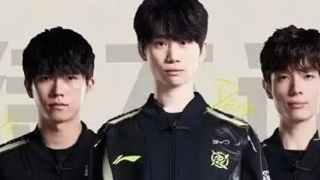 FPX夺冠核心解析：版本理解、团队协作与战术执行如何铸就电竞战队辉煌-必威电竞